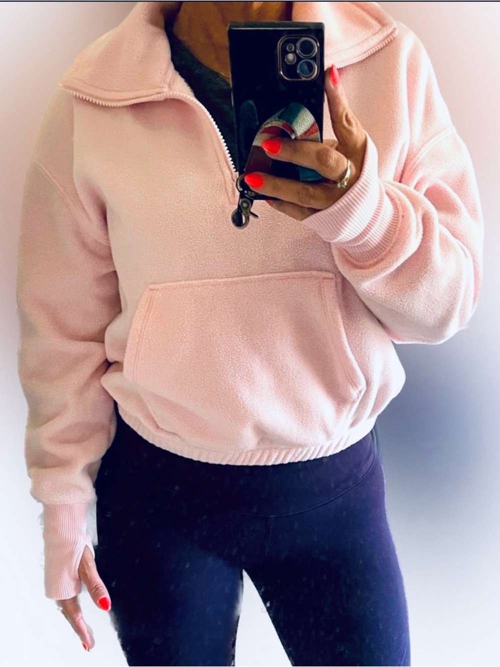 Sweatshirt - Picture 2 of 3